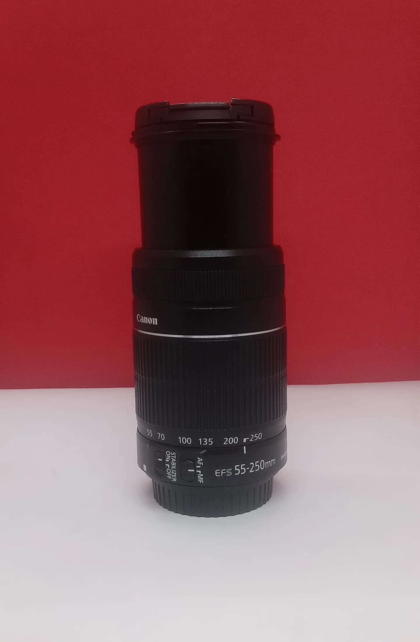 Canon EFS 55-250mm 1:4-5.6 IS Zoom lens 