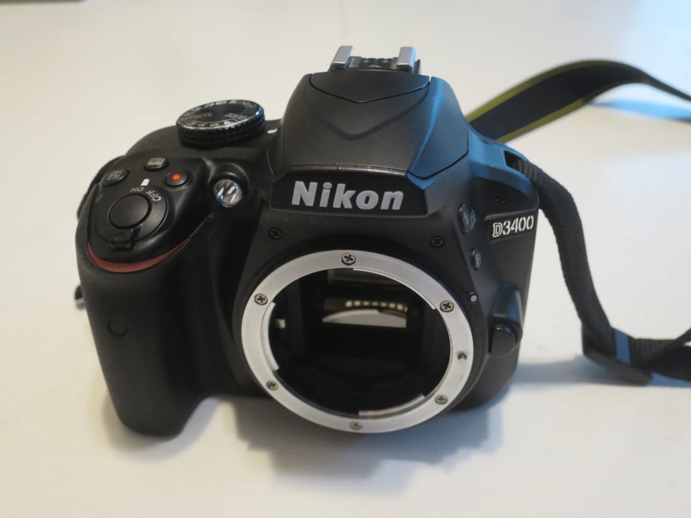 Nikon D3400